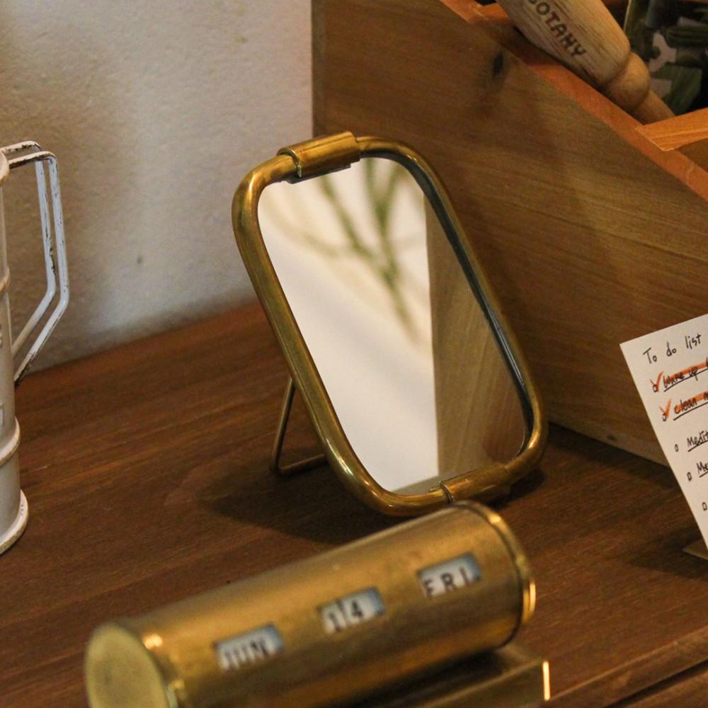 손바닥에 쏙 황동 미니 탁상 거울