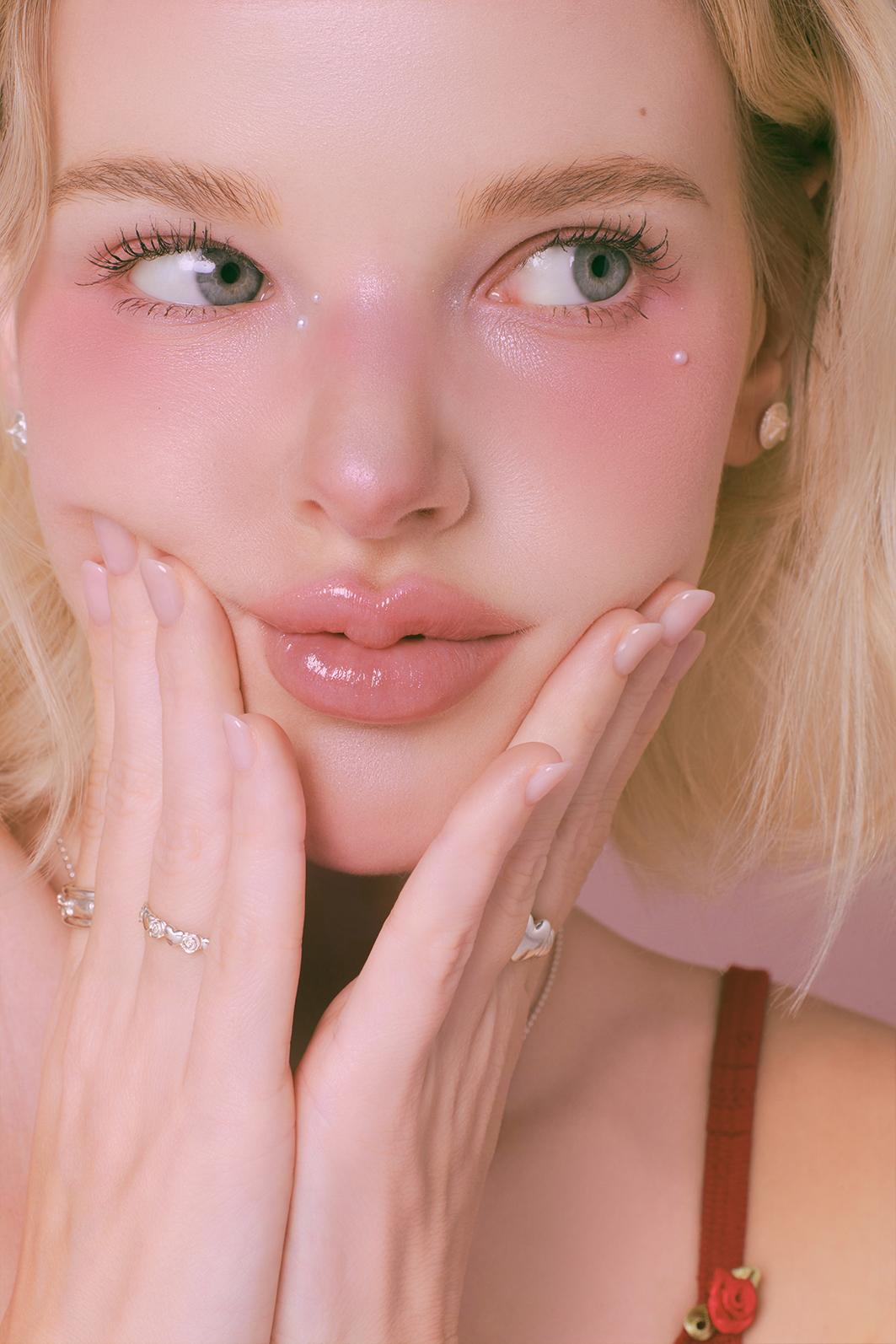 ROSE HEART RING
