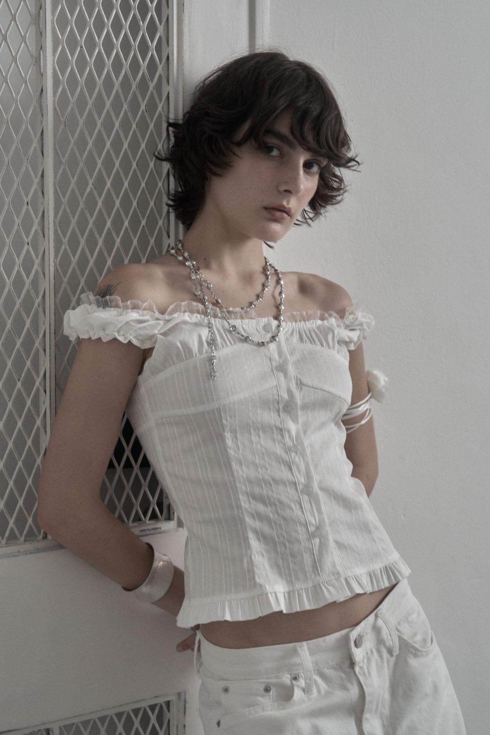 FRILL SHORT RUFFLE BLOUSE WHITE