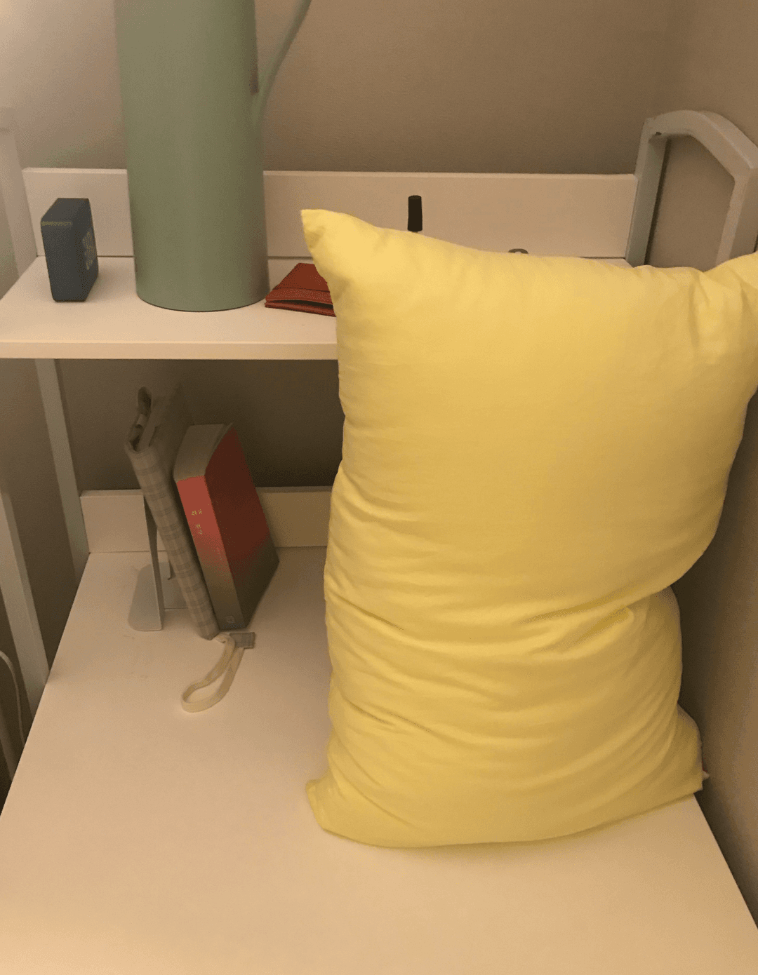 라임빛 베개커버