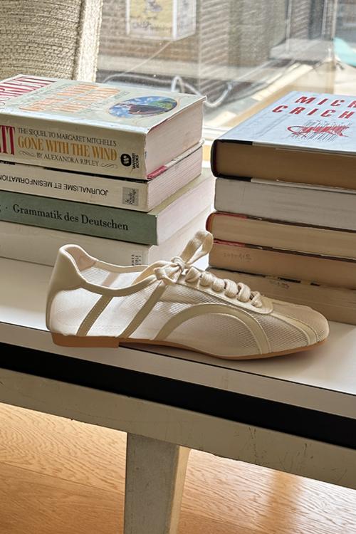 메쉬 시스루 몰드창 스니커즈 1cm 2컬러