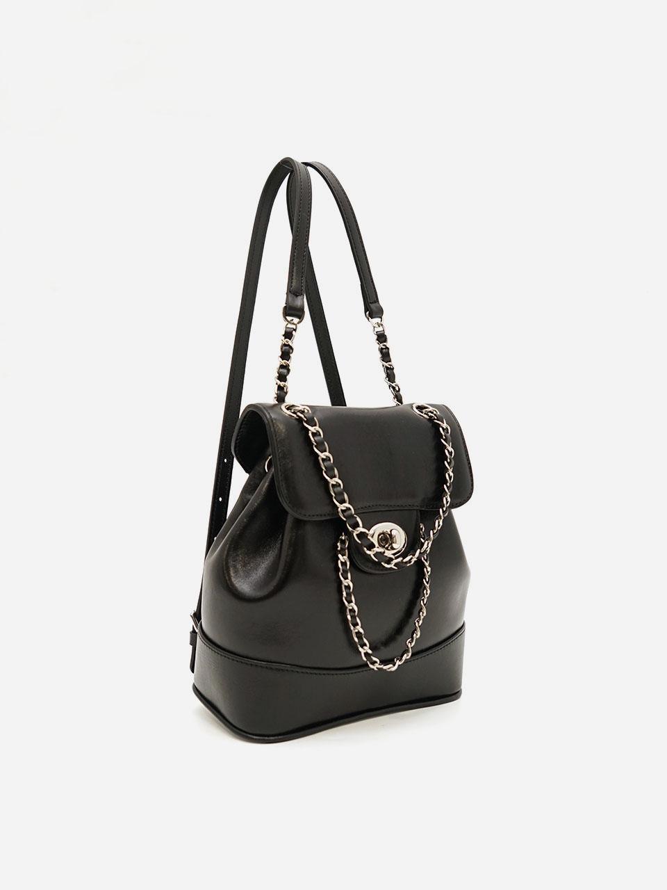 [40% off] A curve / black