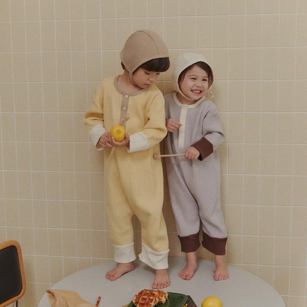 두두앤솜 봄 아기 와플 바디슈트