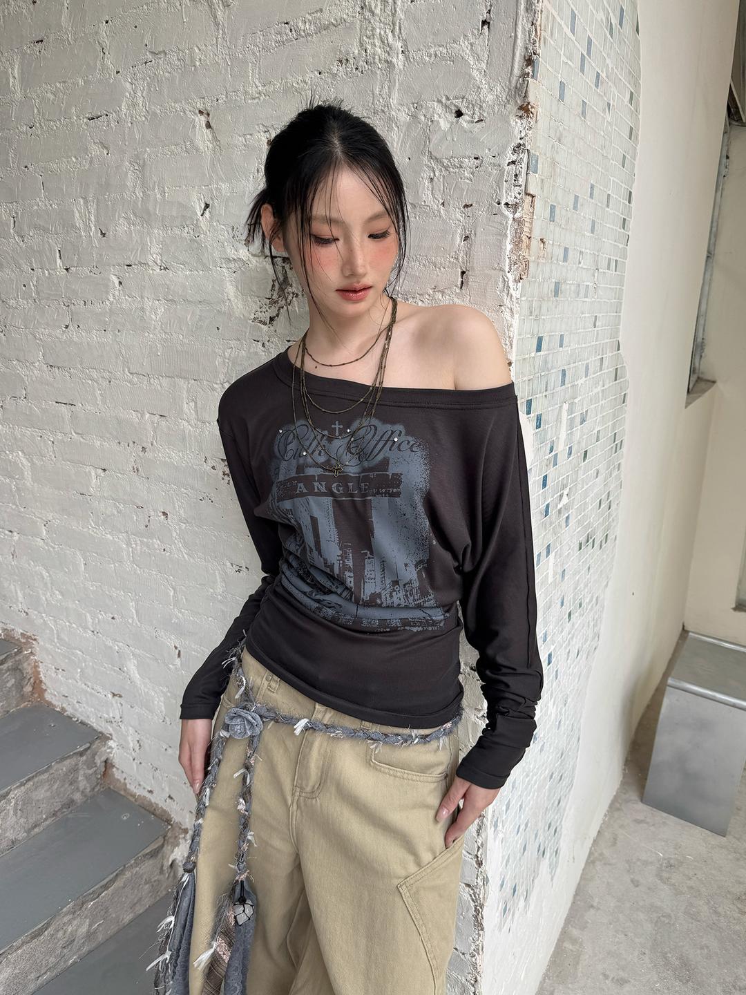 RidK Street punk print off-shoulder long sleeve