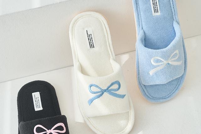 리본 자수 실내화