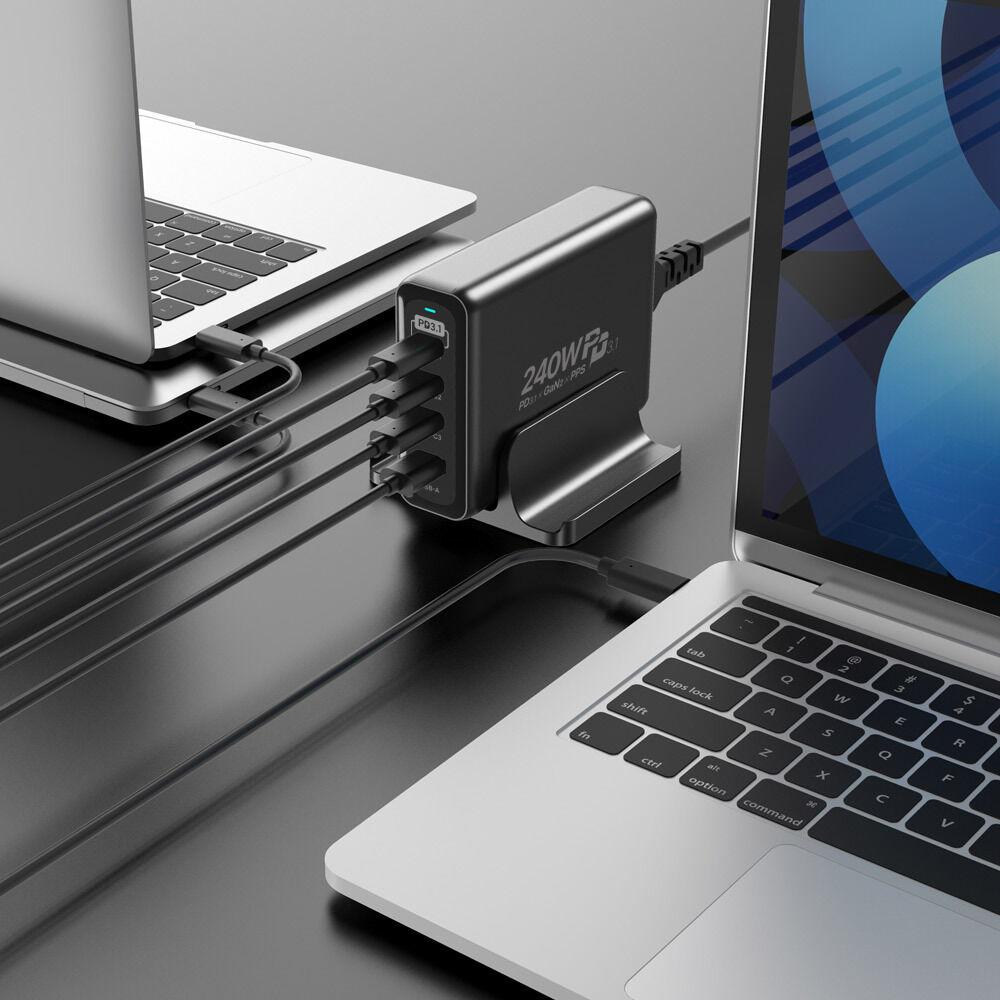 UM2 240W 괴물 4포트 C타입 PD 핸드폰 노트북 멀티고속충전기 PD3.1-GAN2