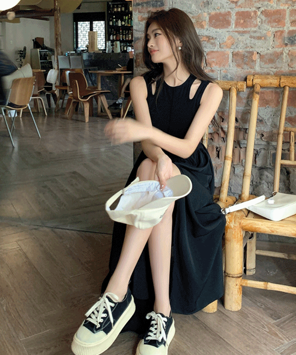 엘라 트임 나시 롱 원피스  a라인 골지 슬림핏 블랙 휴양지 여름 데일리 휴양지원피스 해외여행원피스 바캉스룩