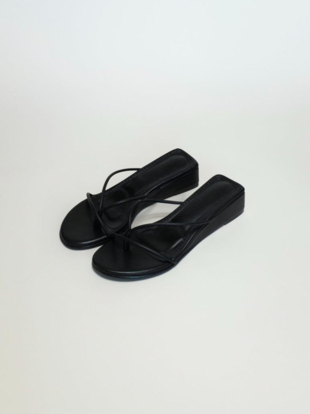 Mori Wedge Sandal
