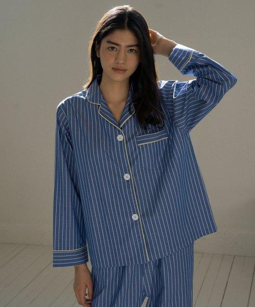 (w) Voyage Pajama Set