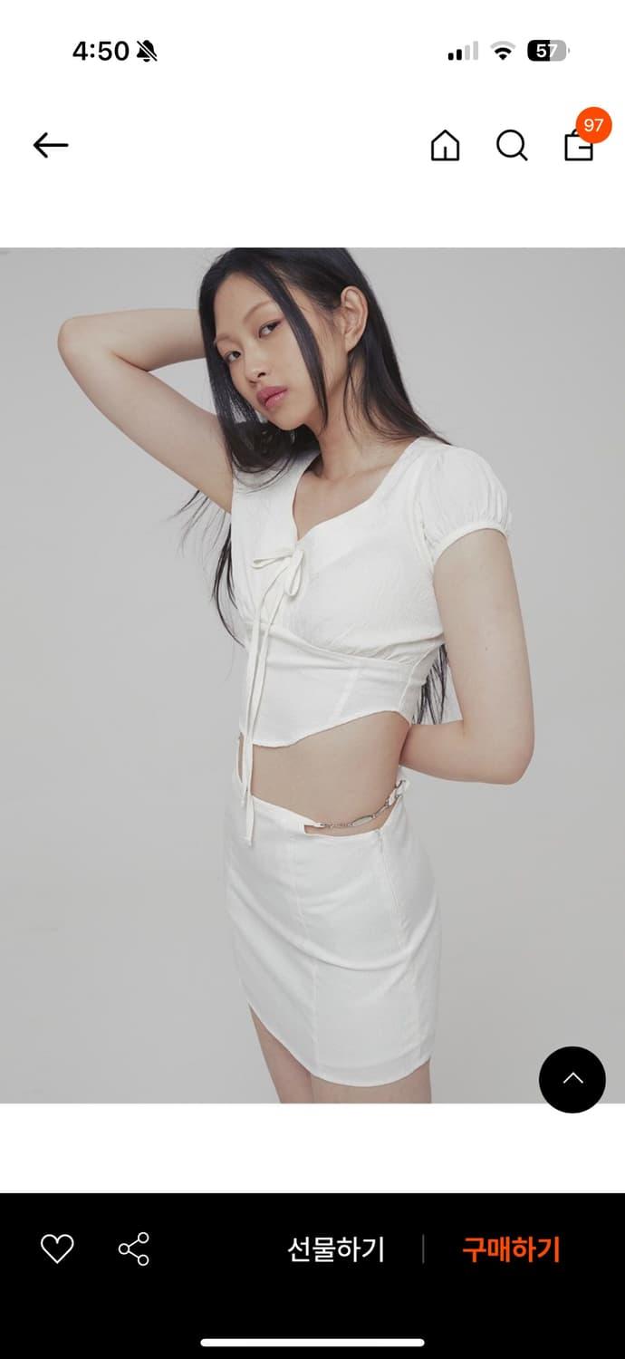 큐리티 C PUFF RIBBON 세트 BLOUSE, SKIRT | 후루츠패밀리