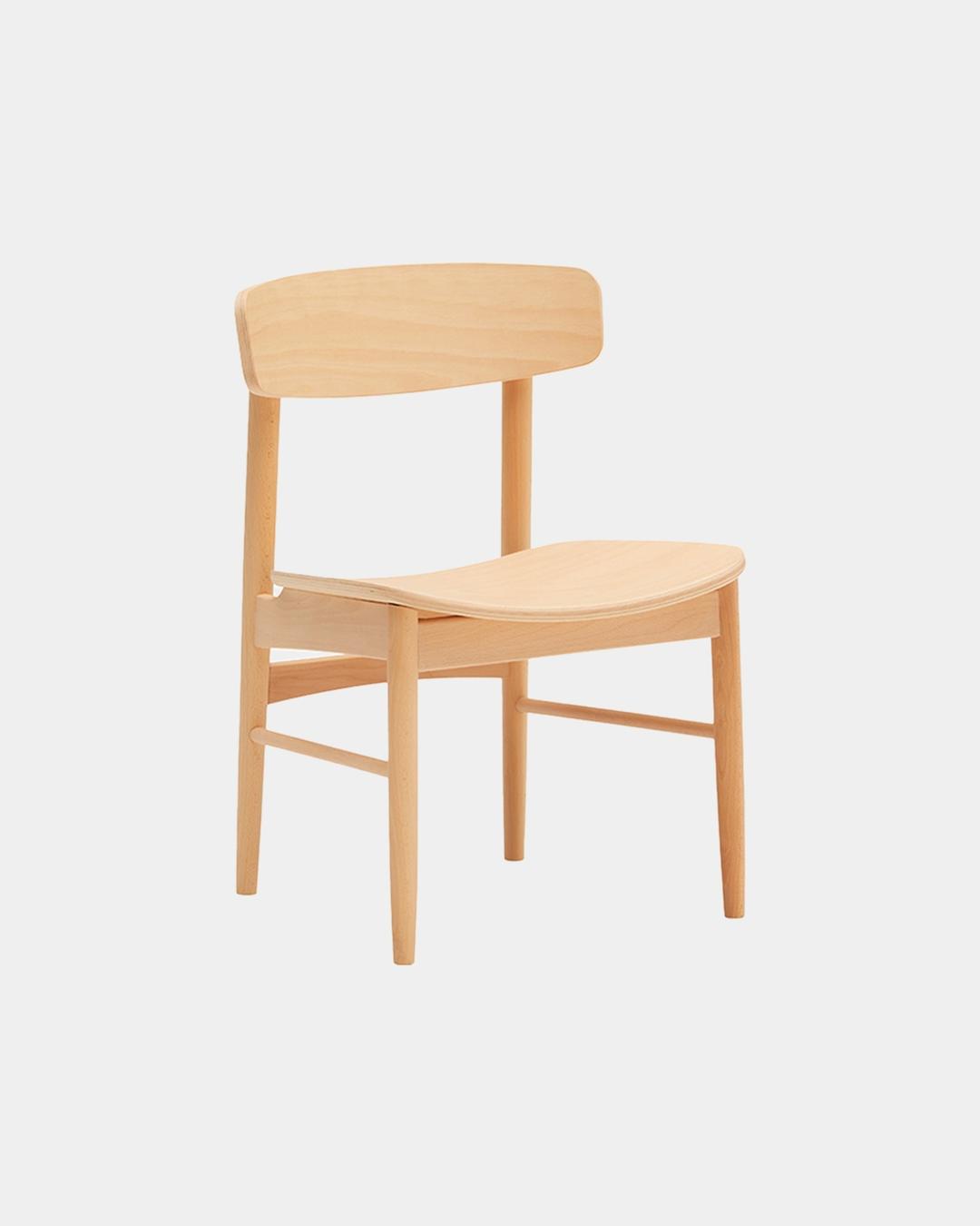 KARIMOKU 60<br>T 체어 우드 시트 – 퓨어 비치