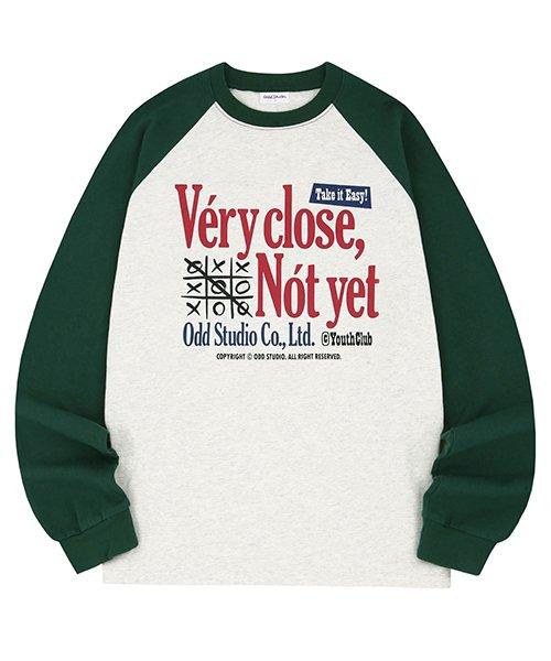 베리클로즈 래글런 오버핏 롱 슬리브 - OATMEAL/GREEN