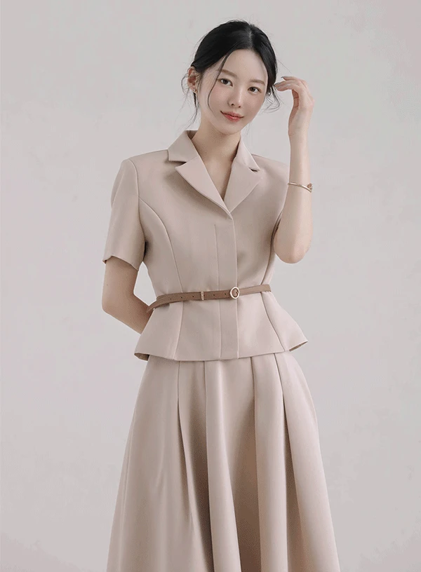 로에나 히든 페플럼 자켓