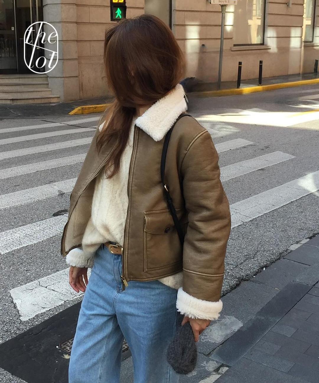 더롯 (브 당일) [overtake] 오버테이크 포그 워싱 무스탕 숏 울 퍼 자켓 (2color) 점퍼/재킷/아우터/일상룩/데일리룩/데이트룩/출근룩/겨울신상