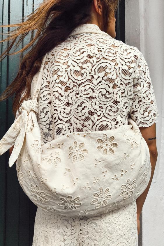 자수 오벌 크로스백