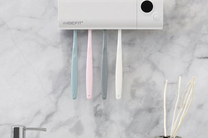 와이즈핏 가정용 벽걸이 칫솔살균기 UV LED 면도기