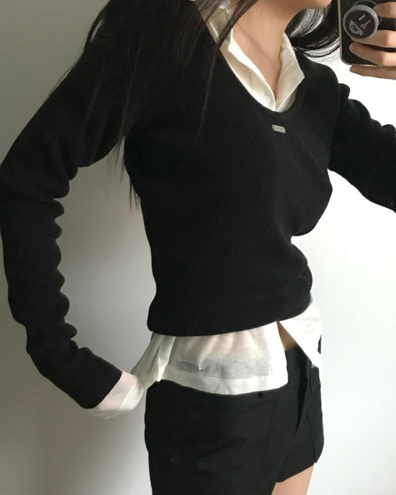 DEEP U-NECK NT 딥 유넥 니트  (4COLOR)  : yue