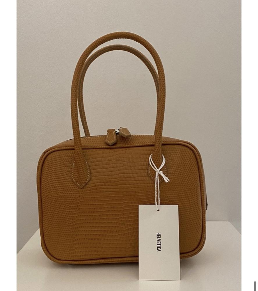 [SALE 베이지 당일배송] helvetica 헬베티카 플랜 스퀘어 토트 백 소가죽 가방 plan square bag