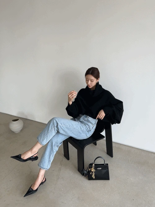 로닌 케이프 니트