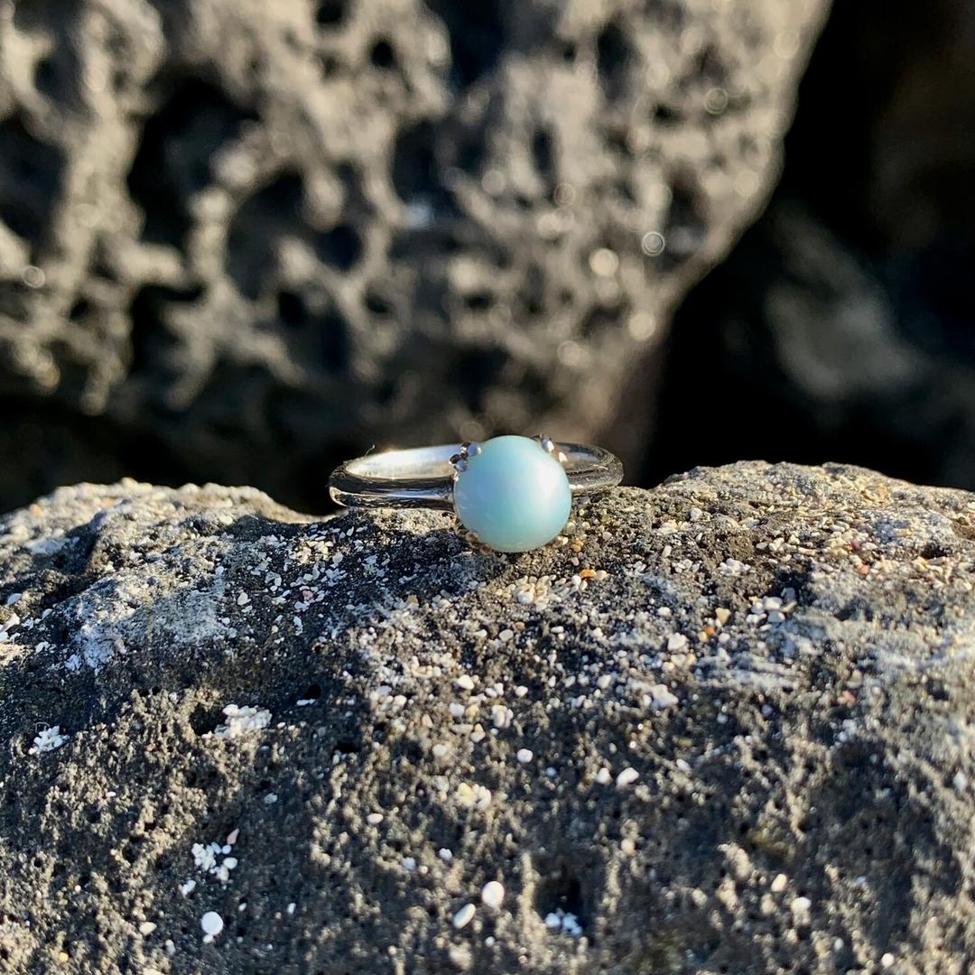 classic line / larimar