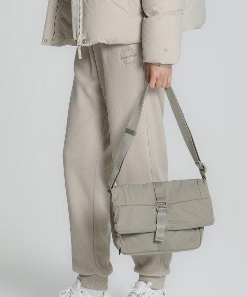 S23FUFCB53 에코 크로스백 Khaki Gray