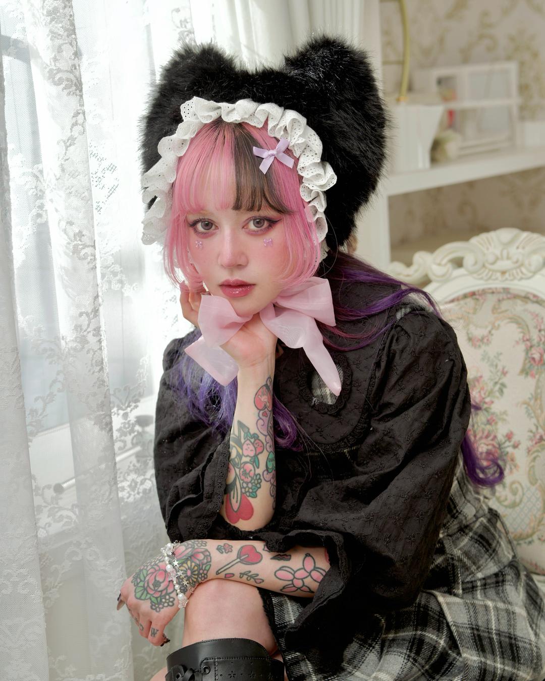 Kitty Dreams Ribbon Bonnet - Black // PREORDER