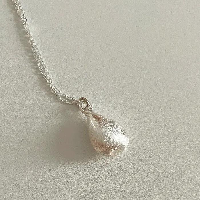 Raindrop Long Necklace