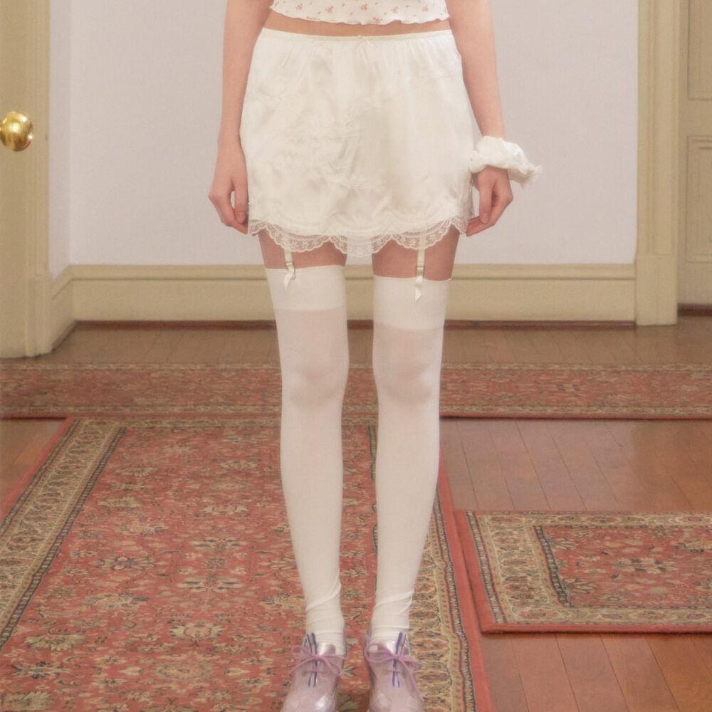 Mini Silk Slip Skirt & Scruch Set (White)