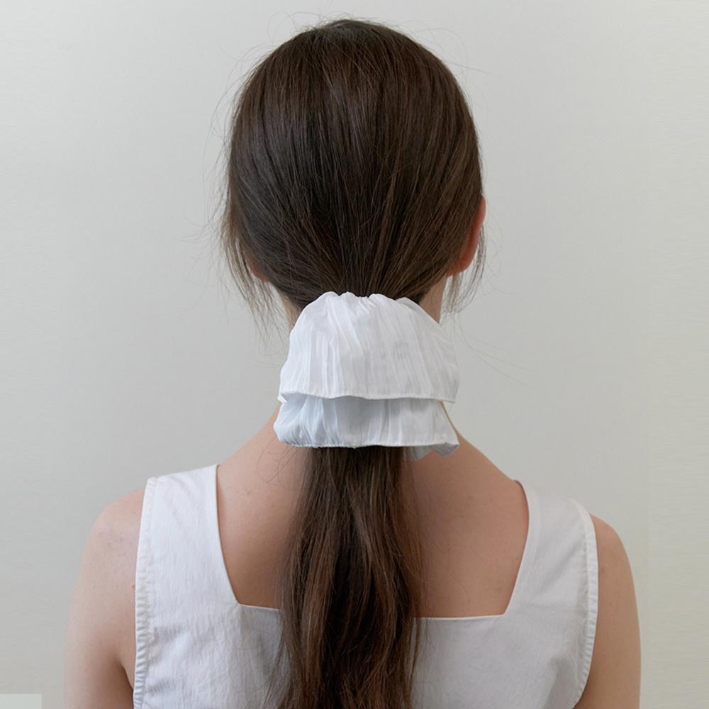 pleats chiffon scrunch - white