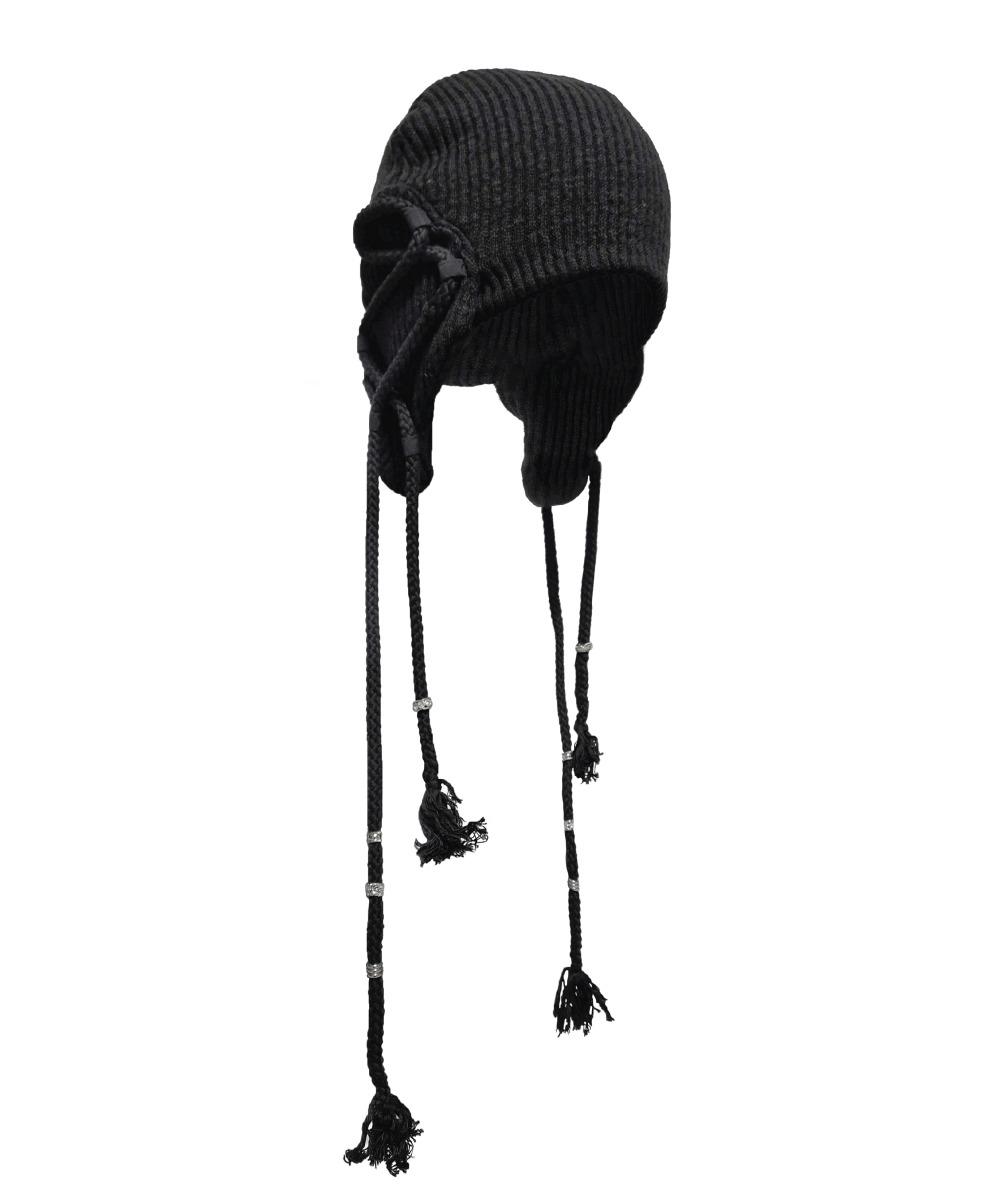 EARFLAP DRAG BEANIE . BLACK
