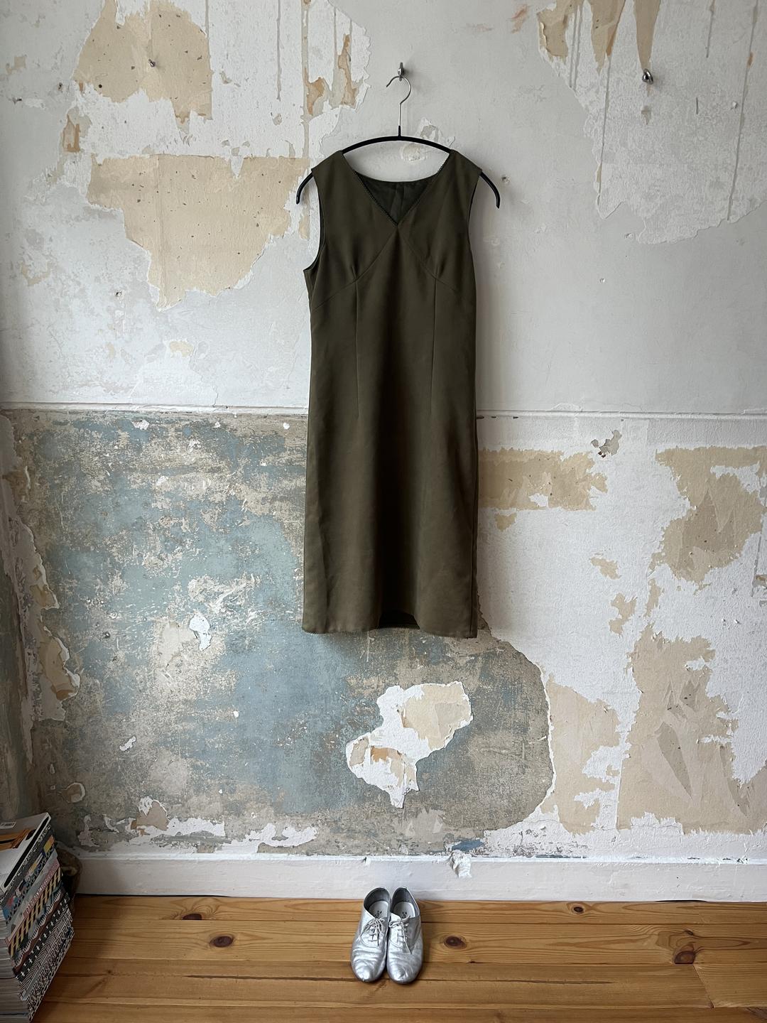 Minimal Sleeveless Dress – Khaki Green