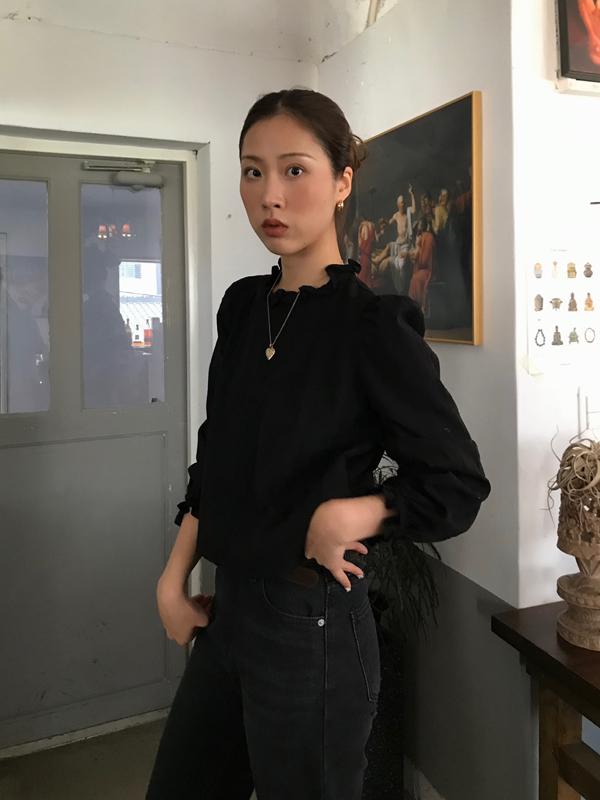 오네 (당일발송♥) blossom frill blouse