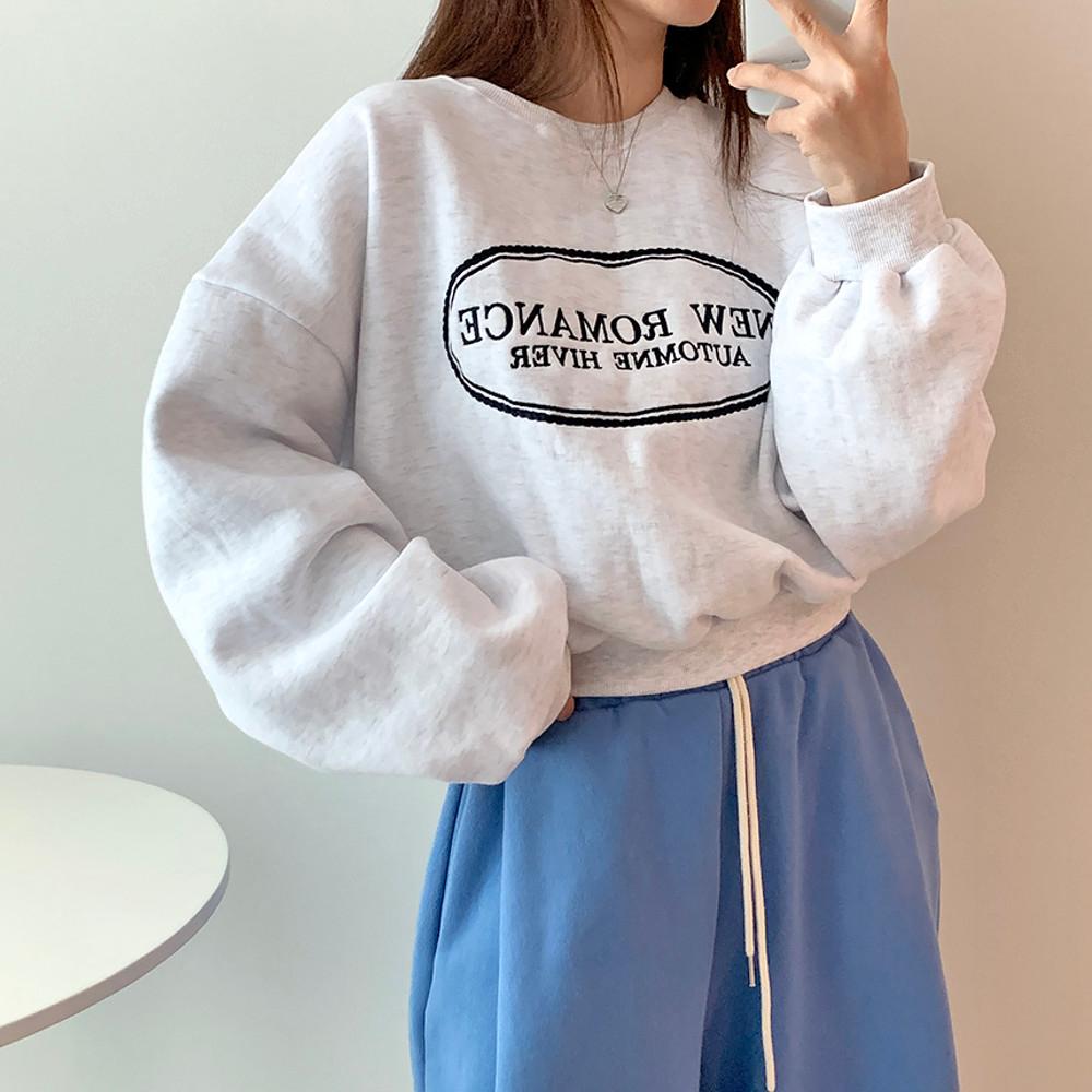 세미크롭맨투맨 아방핏자수레터링 양기모맨투맨