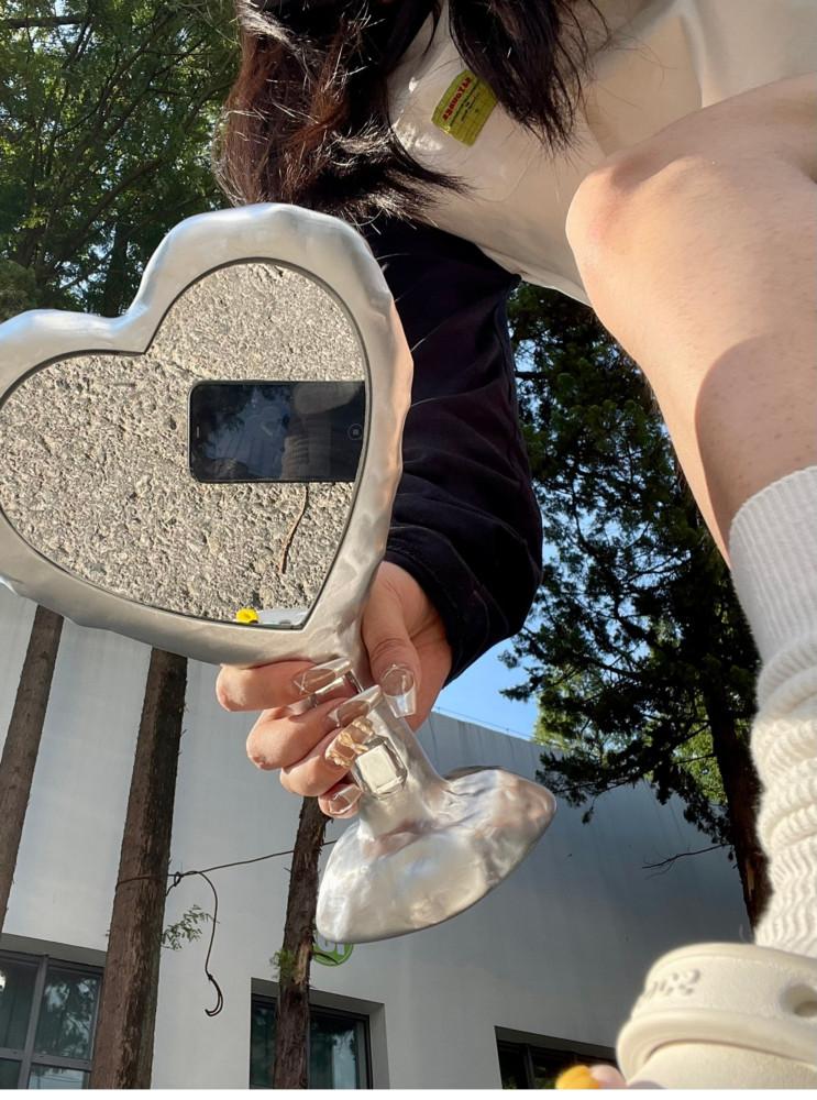 라데리브 인테리어 Y2K 하트 보석 화장대 테이블 거울