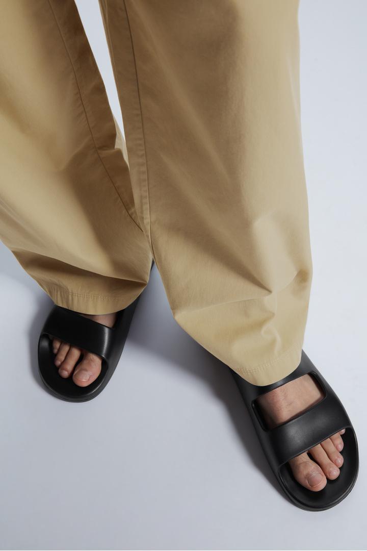 더블 스트랩 러버 슬라이드