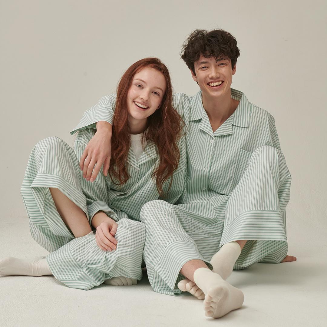 (uni)도미토리 펜슬 스트라이프 파자마 그린