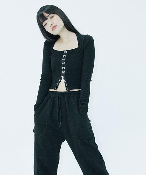 후크 스퀘어 탑 (블랙)