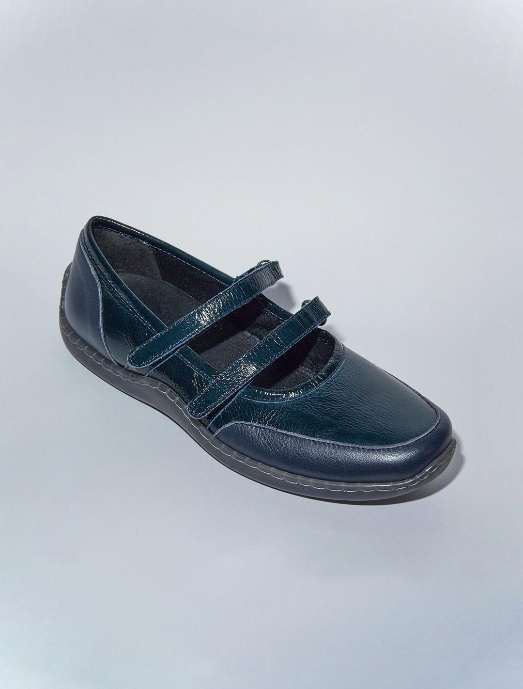 002KM-Blue rubber sole sporty leather ballerina with silver double velcro closure