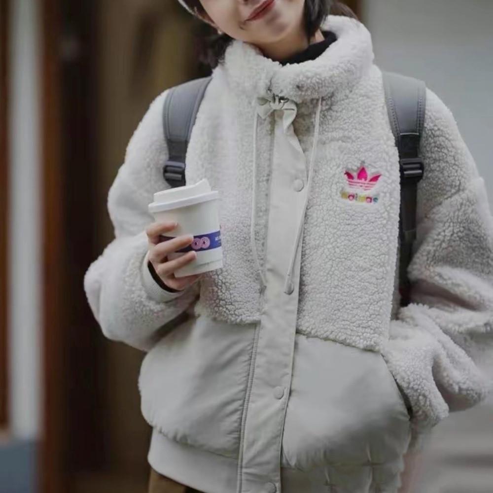 아디다스 오리지널스 롱 크롭 셰르파 아이보리 우먼스