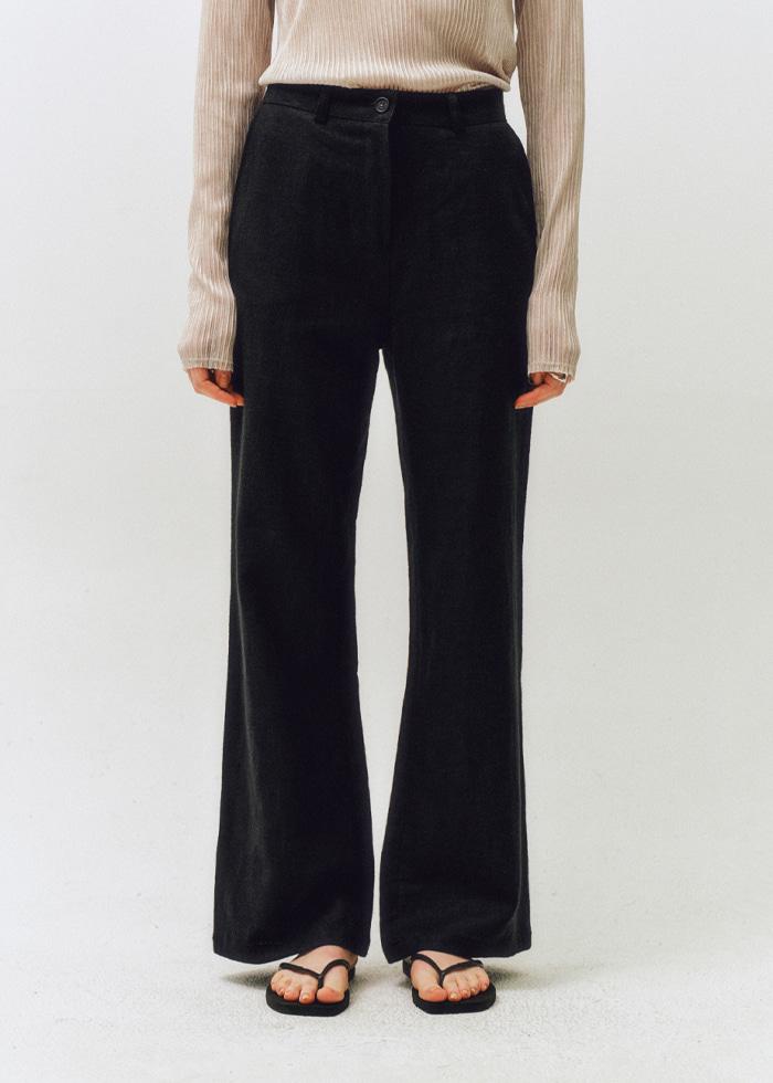Classic Loose Fit Linen Boot-cut Pants_CTB546(Black)