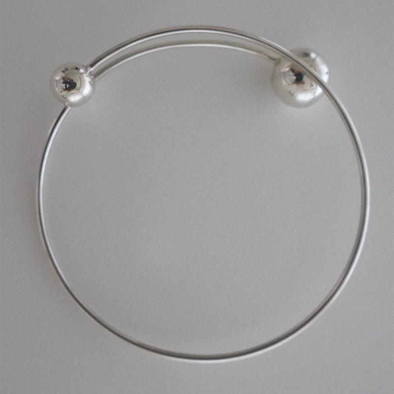 BALL BANGLE