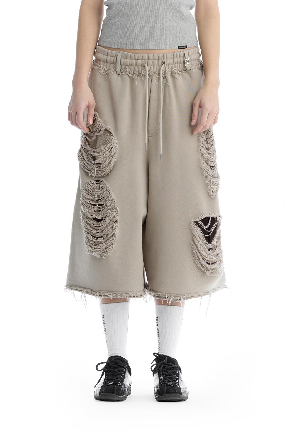Scratch Damage Bermuda Sweat Pants [ Beige ]