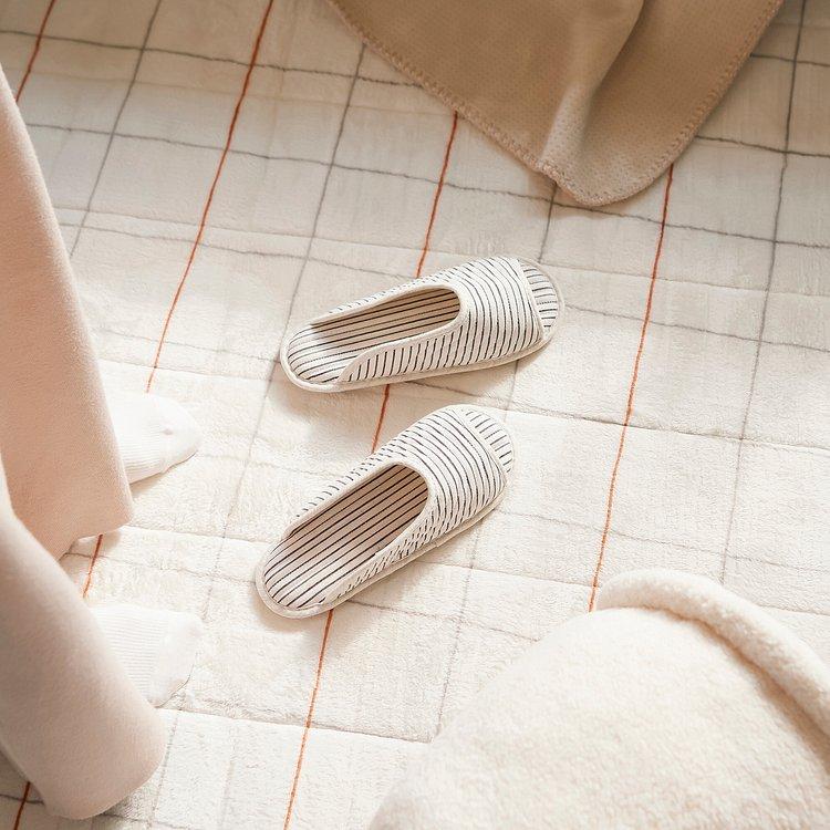 퀼팅 심플 라인 워셔블 거실화(여성)_아이보리