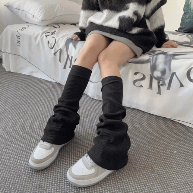 [하이틴] 아로 부츠컷 골지 니트 롱 레그 워머