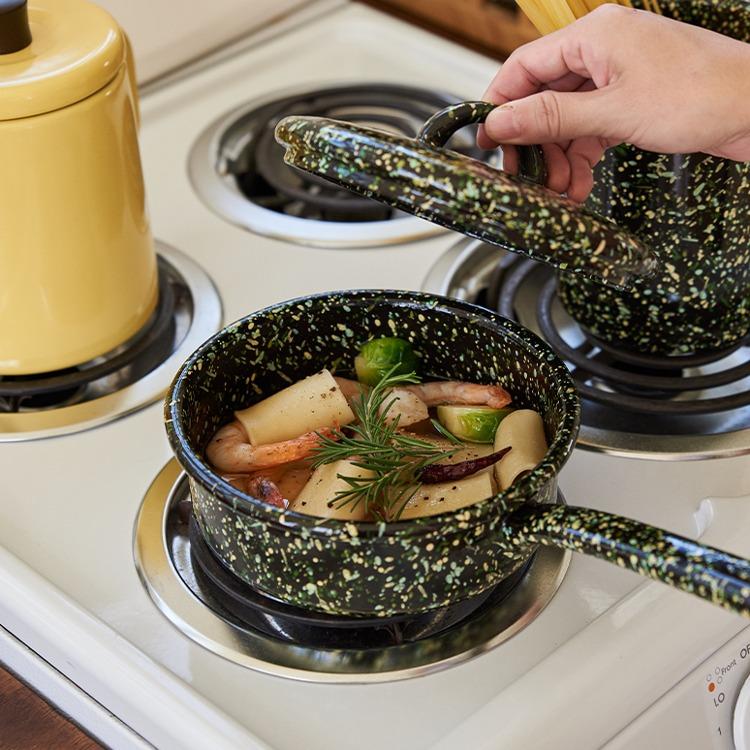 에딩 유니버스 법랑 캐서롤 라지 850ml - 어스그린