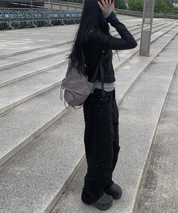 카야 블랙 핀턱 와이드 팬츠