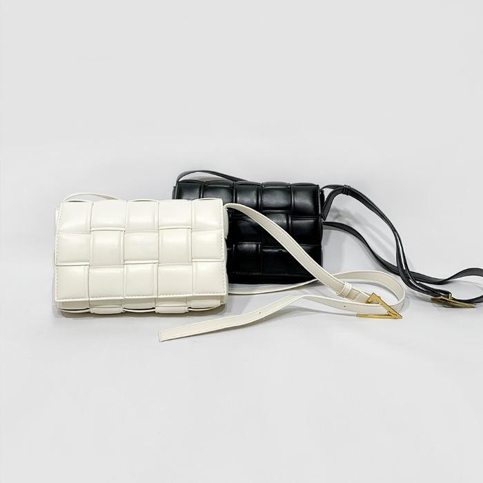 피오드 스퀘어 크로스백