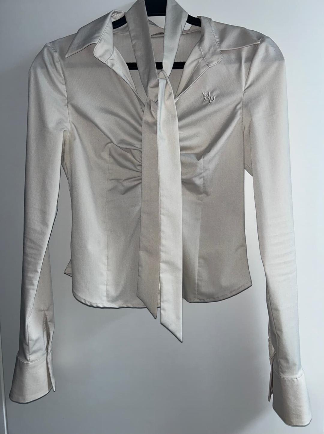 VIVIAN SCARF SHIRT beige M | 후루츠패밀리