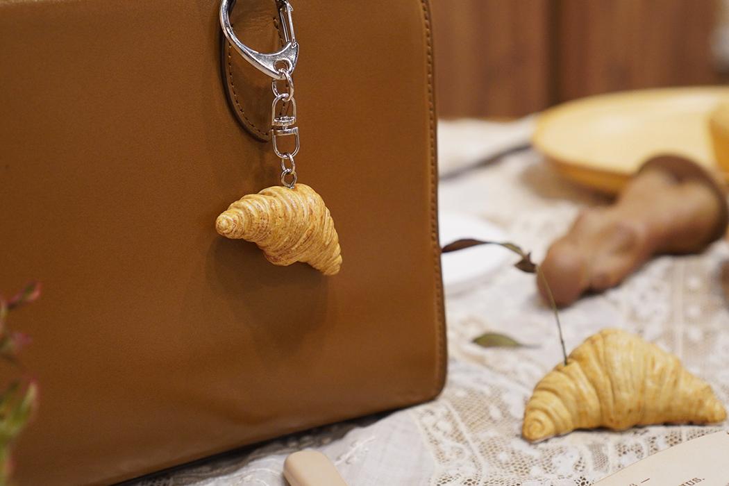 크루아상 key ring