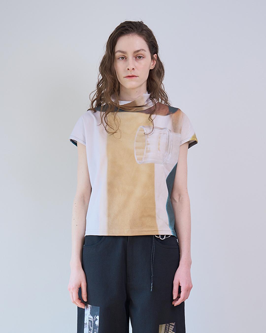 HI-NECK T-SHIRTS (Table)